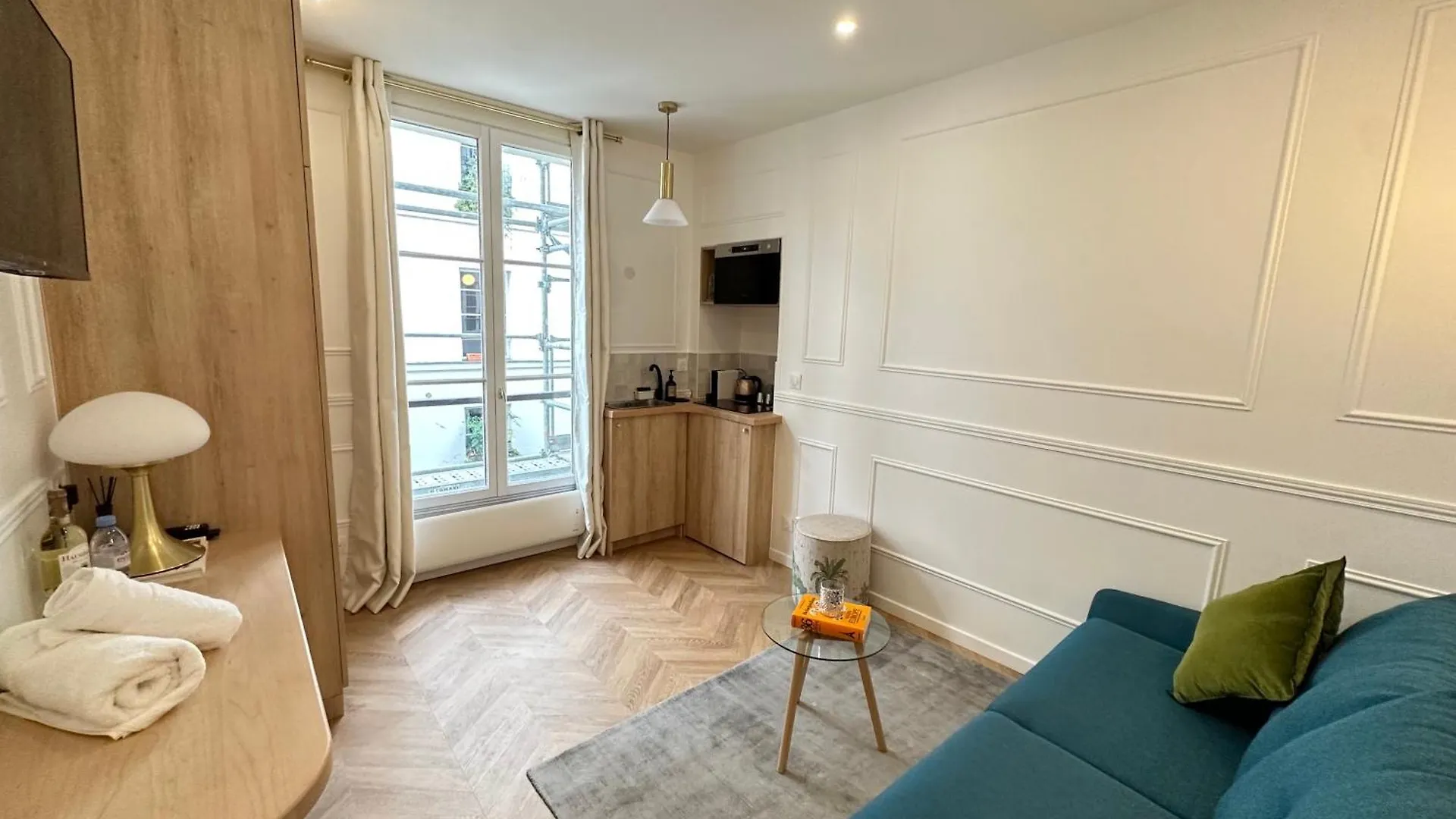 Elegant Au Coeur De Saint-germain-des-pres Apartment Paris